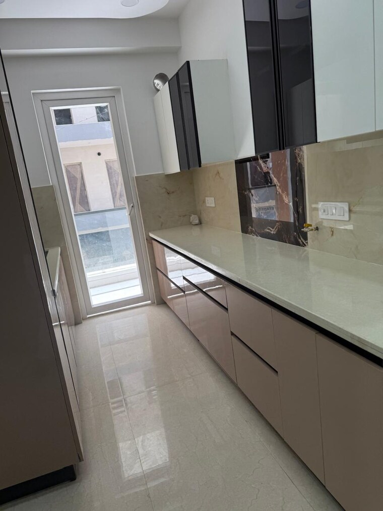 Kitchen, vip road 3 Bedroom 1550 Sq.Ft. Apartment In Vip Road Zirakpur 9668202