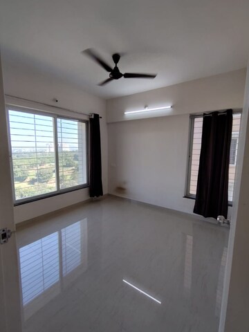 Room in 2 BHK Apartment at Pandit Javdekar Red Earth, Pirangut – for Rent