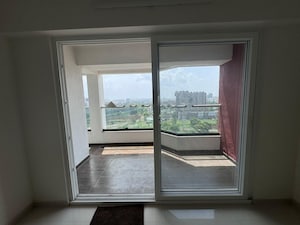 Room in 3 BHK Apartment at Avon Vista, Balewadi – for Rent