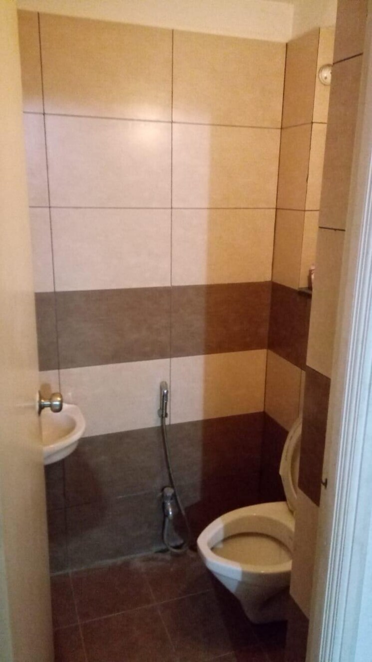 Bathroom, malkani-buena-vida 1 Bedroom 600 Sq.Ft. Apartment In Kharadi Pune 9668225