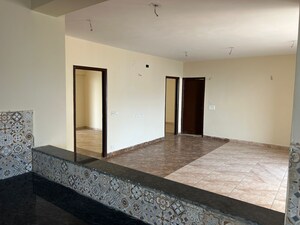 Room in 2 BHK Apartment at Wave Dream Homes, Wave City – for Rent