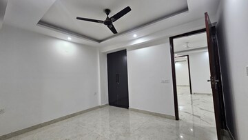 1 BHK Builder Floor For Rent in Saket