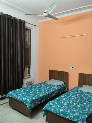 Room in  Pg at Sector 66 – for Rent