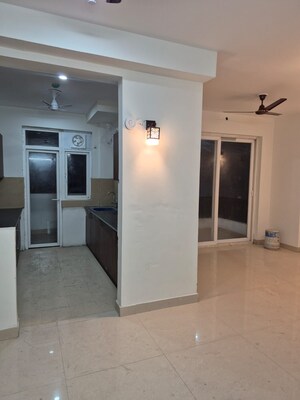 Room in 3 BHK Apartment at Amrapali Heartbeat City, Sector 107 – for Rent