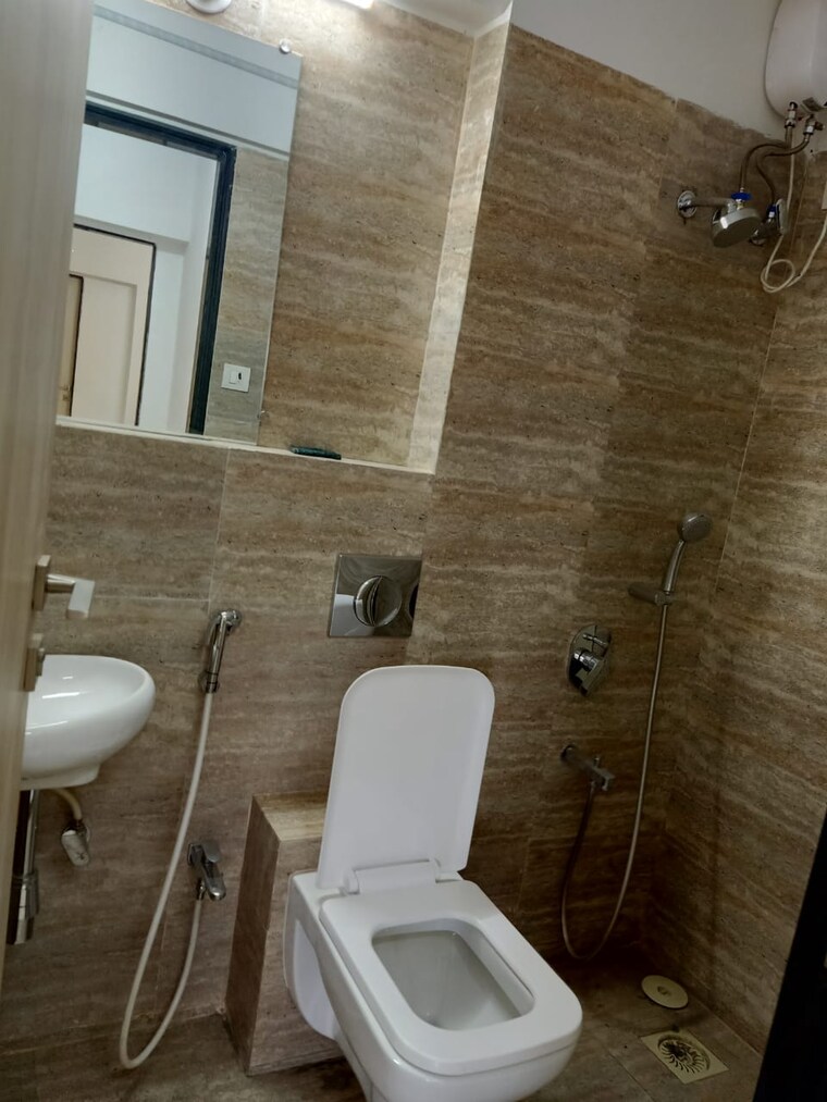 Bathroom, kanakia-spaces-sevens 1 Bedroom 502 Sq.Ft. Apartment In Andheri East Mumbai 9668367