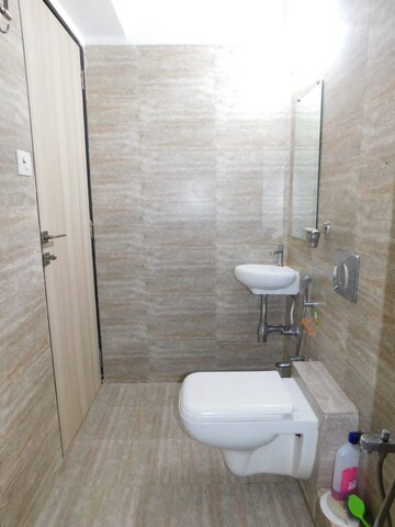 Bathroom in 1 BHK Apartment at Kanakia Spaces Sevens, Andheri East – for Rent