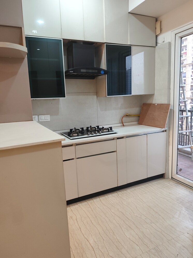 Kitchen, aba-ivy-county 4 Bedroom 2511 Sq.Ft. Apartment In Sector 75 Noida 9668402