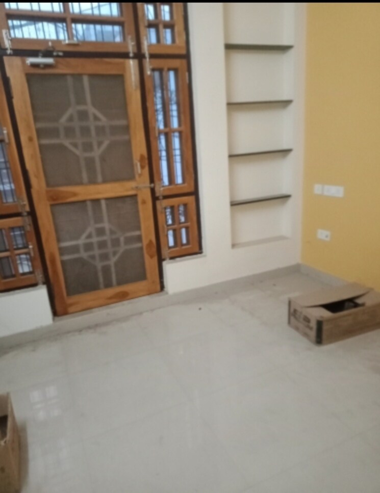 Room, aliganj 2 Bedroom 453 Sq.Ft. Independent House In Aliganj Lucknow 9668390