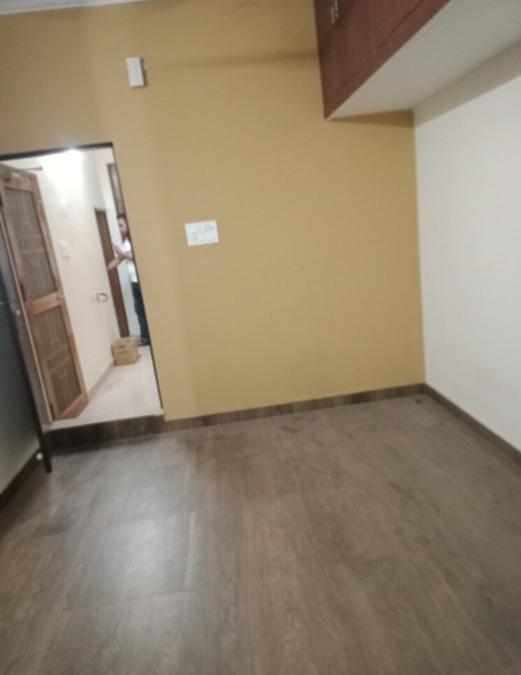 Room, aliganj 2 Bedroom 453 Sq.Ft. Independent House In Aliganj Lucknow 9668390
