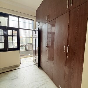 3 BHK Builder Floor For Rent in Sector 105