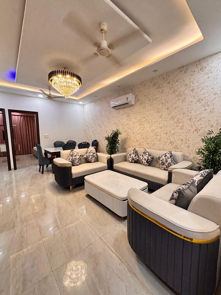 Living Room, vip road 3 Bedroom 1850 Sq.Ft. Apartment In Vip Road Zirakpur 9668422