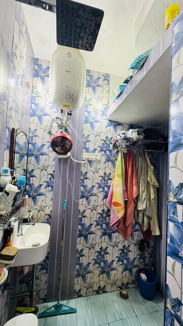 Team Area in 1 BHK Builder Floor at Sector 37 – for Rent