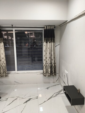1 BHK Apartment For Rent in Vile Parle West