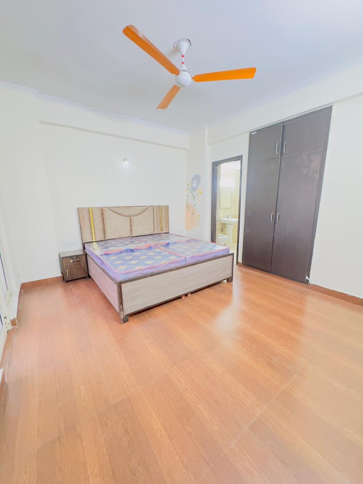 Bedroom, aims-golf-city 1 RK 300 Sq.Ft. Apartment In Sector 75 Noida 9668420