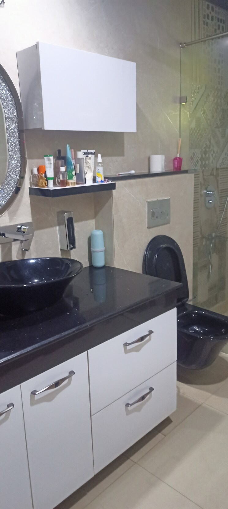 Kitchen, dlf-city-phase-iv 3 Bedroom 2700 Sq.Ft. Builder Floor In Dlf Phase iv Gurgaon 9668419