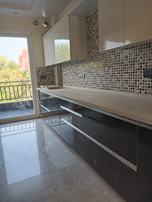 Kitchen in 3 BHK Builder Floor at Sector 46 – for Rent