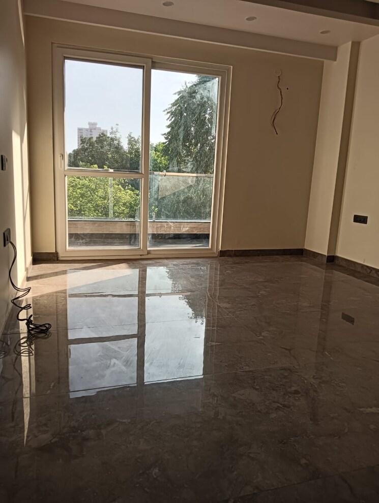 Balcony, sector 46 3 Bedroom 2350 Sq.Ft. Builder Floor In Sector 46 Gurgaon 9668433