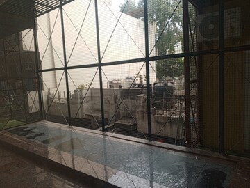 Balcony in 3 BHK Builder Floor at Ansal Sushant Lok I, Sector 43 – for Rent