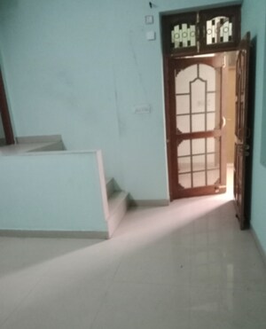 Room in 2 BHK Villa at Aliganj – for Rent