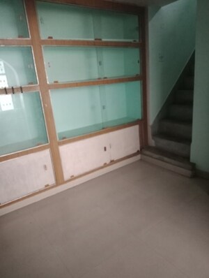 Room in 2 BHK Villa at Aliganj – for Rent