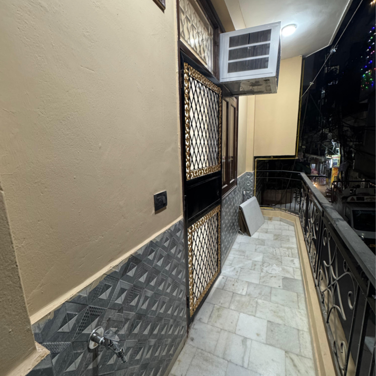 Balcony, malviya nagar 3 Bedroom 903 Sq.Ft. Builder Floor In Malviya Nagar Delhi 9668399