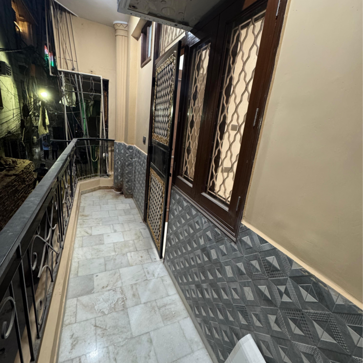 Balcony, malviya nagar 3 Bedroom 903 Sq.Ft. Builder Floor In Malviya Nagar Delhi 9668399