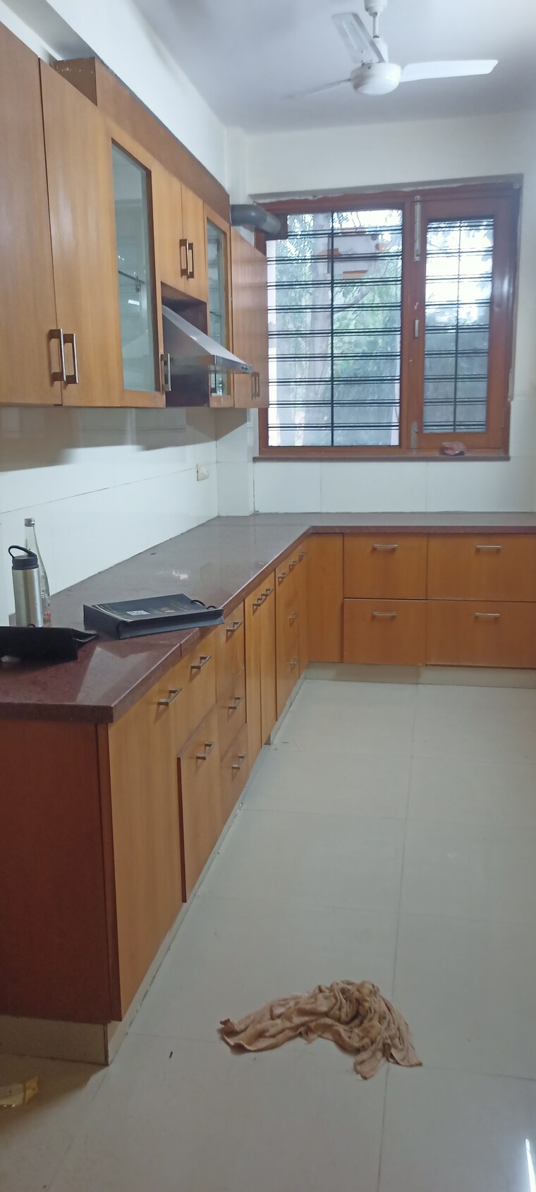 Kitchen, dlf-city-gurgaon 2 Bedroom 1600 Sq.Ft. Builder Floor In Sector 27 Gurgaon 9668463