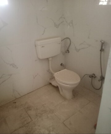 Bathroom in 2 BHK Apartment at Eldeco Luxa, Sitapur Road – for Rent