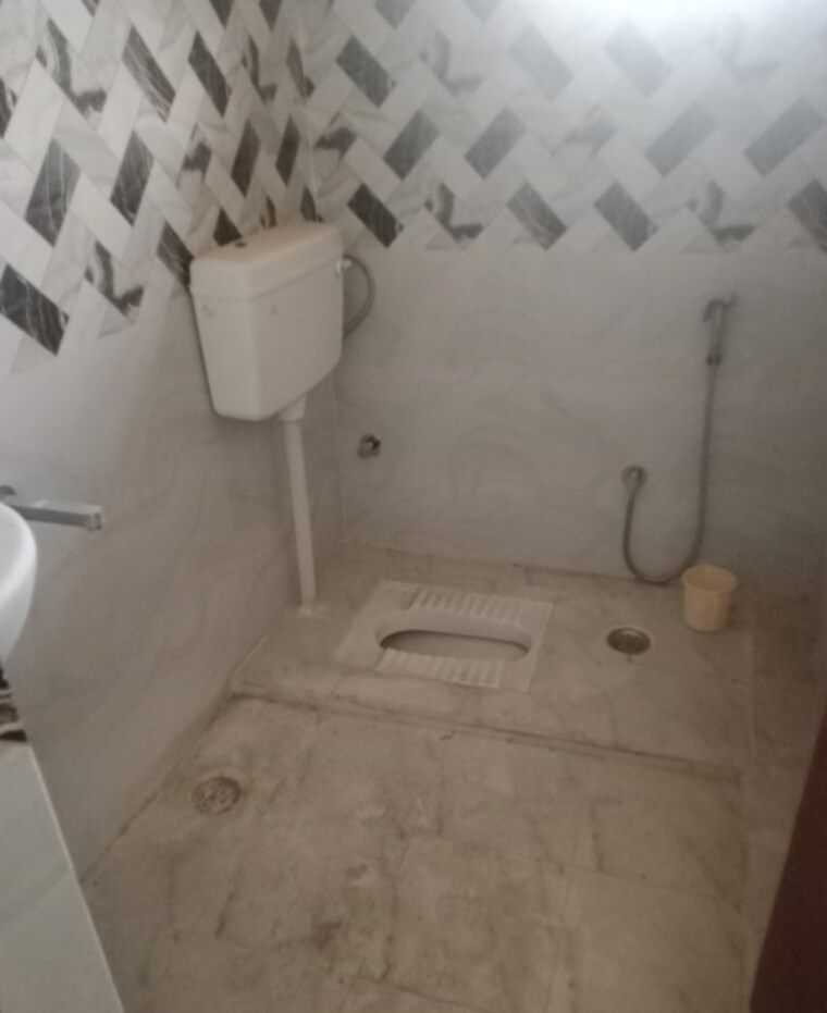 Bathroom, eldeco-luxa 2 Bedroom 1250 Sq.Ft. Apartment In Sitapur Road Lucknow 9668510