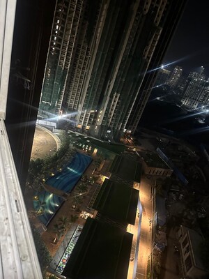 Furnished Amenities in 3 BHK Apartment at Hiranandani Highland, Powai – for Rent