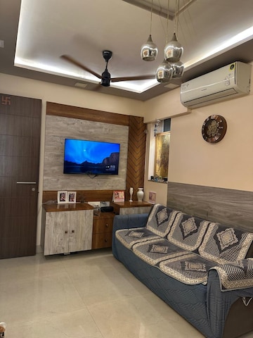 Furnished Amenities in 3 BHK Apartment at Hiranandani Highland, Powai – for Rent