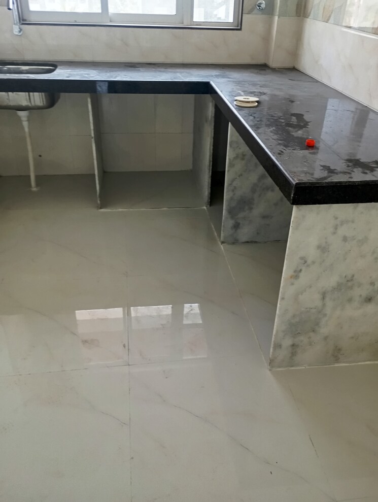 Kitchen, crystal-paradise-residences 2 Bedroom 600 Sq.Ft. Apartment In Andheri East Mumbai 9668509