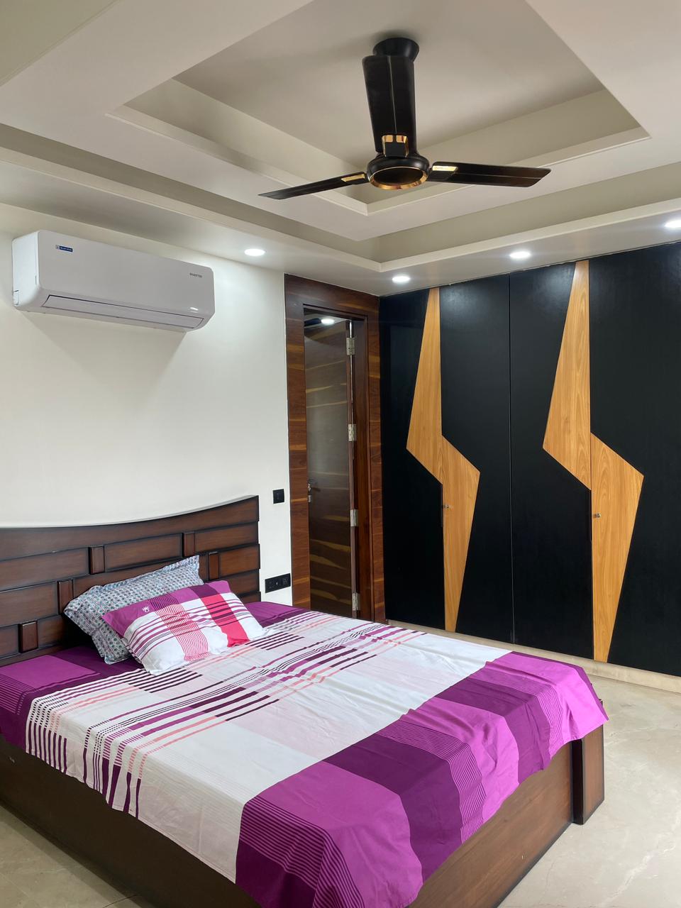 3 BHK + Extra Room Builder Floor For Rent in Rajouri Garden