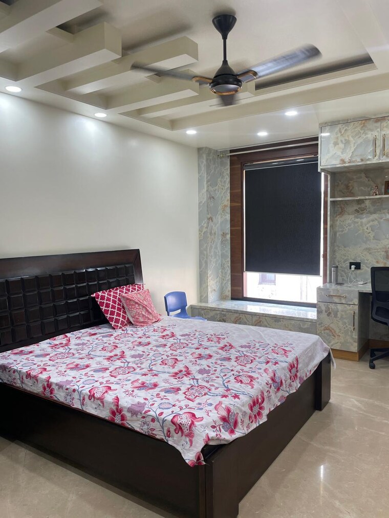 Bedroom, rajouri garden 3 Bedroom 1800 Sq.Ft. Builder Floor In Rajouri Garden Delhi 9668515