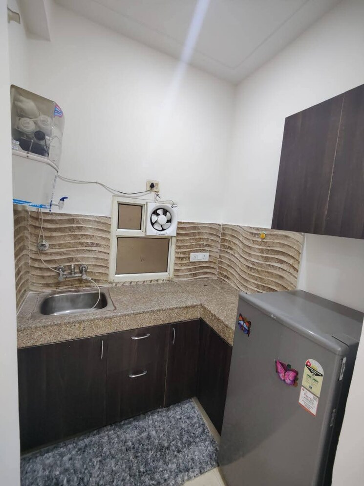 Kitchen, saket 1 Bedroom 500 Sq.Ft. Apartment In Saket Delhi 9668524