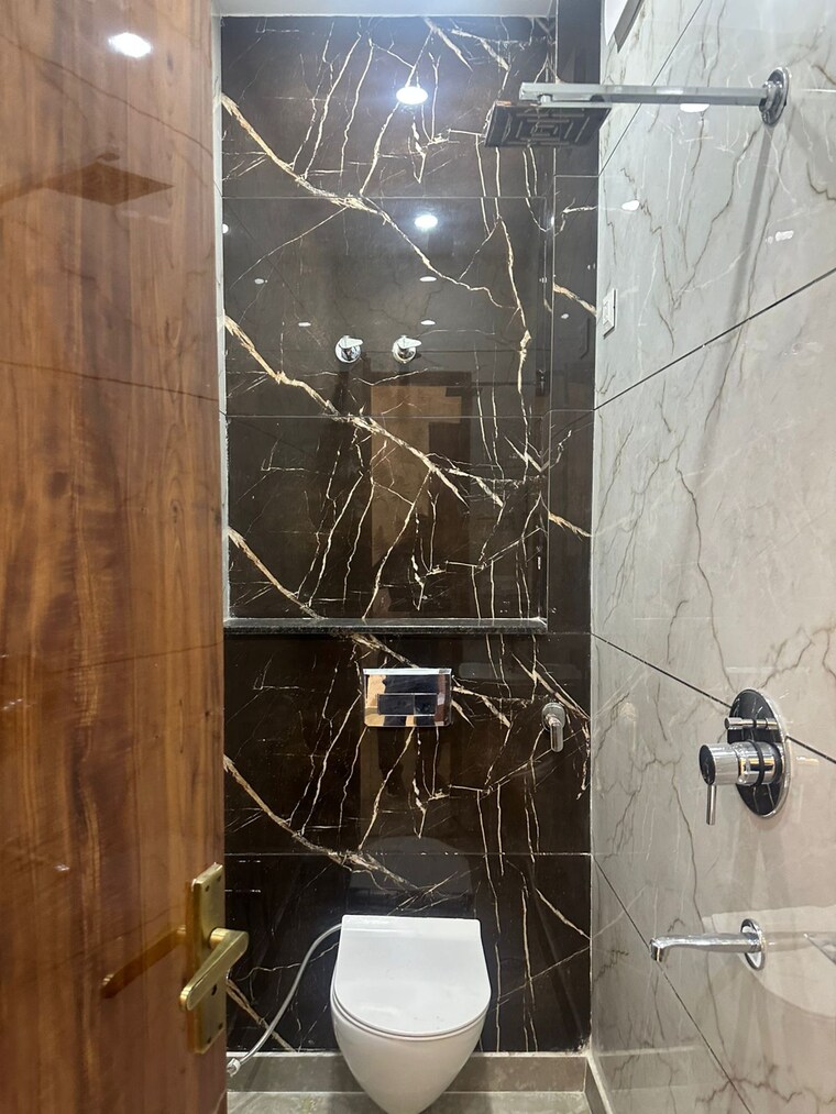 undefined, rajouri garden 3 Bedroom 1800 Sq.Ft. Builder Floor In Rajouri Garden Delhi 9668552