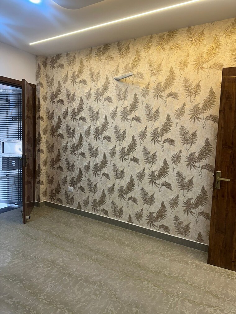 Room, rajouri garden 3 Bedroom 1800 Sq.Ft. Builder Floor In Rajouri Garden Delhi 9668552