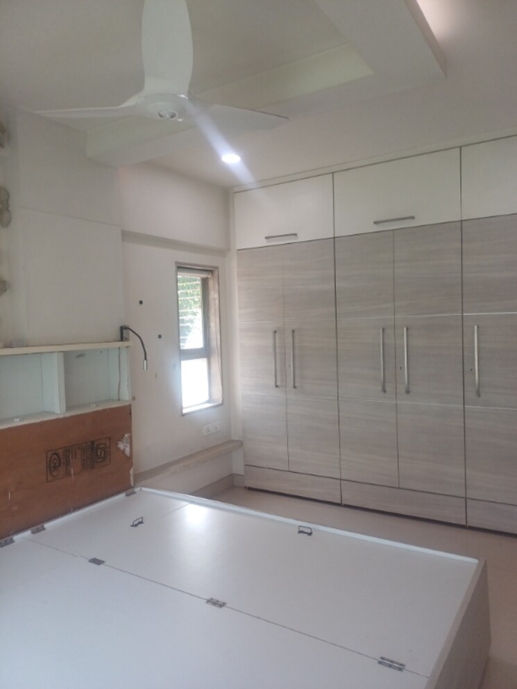 Kitchen, karachi-citizens-chs 2 Bedroom 850 Sq.Ft. Apartment In Juhu Mumbai 9664287