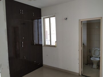 Room in 2 BHK Apartment at Puri Pratham, Sector 84 – for Sale