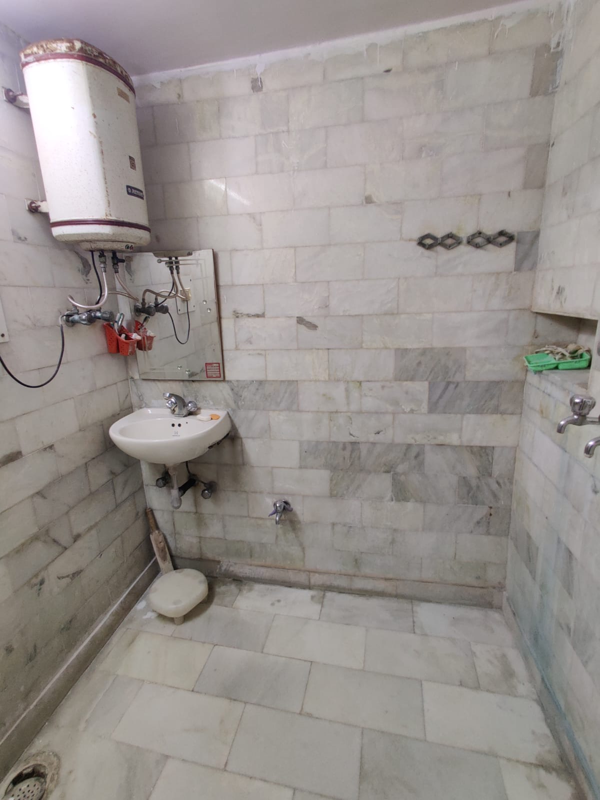 2 BHK + Extra Room Builder Floor For Rent in Tagore Garden 