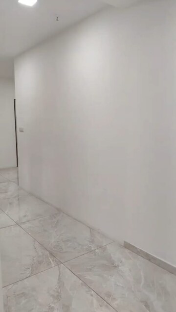 Room in  Office Space at Sankalp Square 3, Thaltej – for Rent