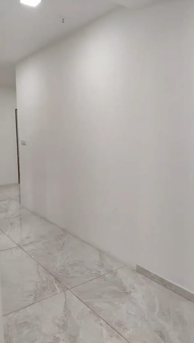 Room, sankalp-square-3 Commercial Office Space 3000 Sq.Ft. In Thaltej Ahmedabad 9668559