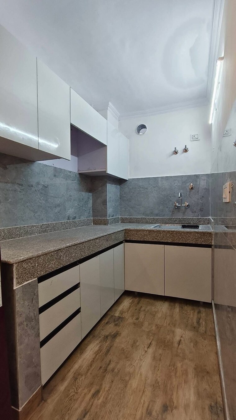 Kitchen, saket 2 Bedroom 1000 Sq.Ft. Apartment In Saket Delhi 9668616