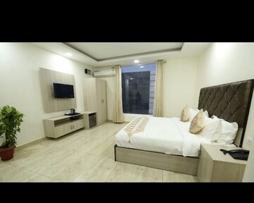 2 BHK Builder Floor For Rent in Greenwood City, Sector 40