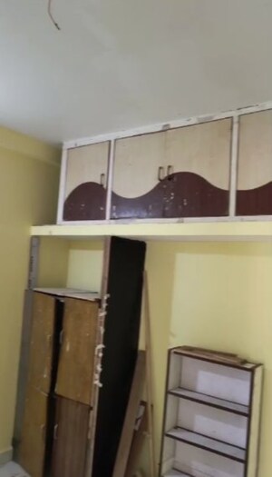  1 BHK Builder Floor at Narsala – for Rent