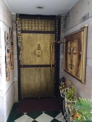 Furnished Amenities in 2.5 BHK Apartment at Puri Pratham, Sector 84 – for Sale