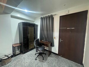 Master Bedroom in 1 RK Builder Floor at Queens Plaza, Sector 43 – for Rent