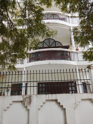 6+ BHK Independent House For Sale in Palam Vihar