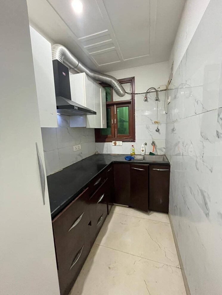 Kitchen, maidan garhi 2 Bedroom 1000 Sq.Ft. Apartment In Maidan Garhi Delhi 9668664