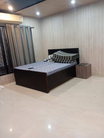 Bedroom in 1 RK Apartment at Saket – for Rent